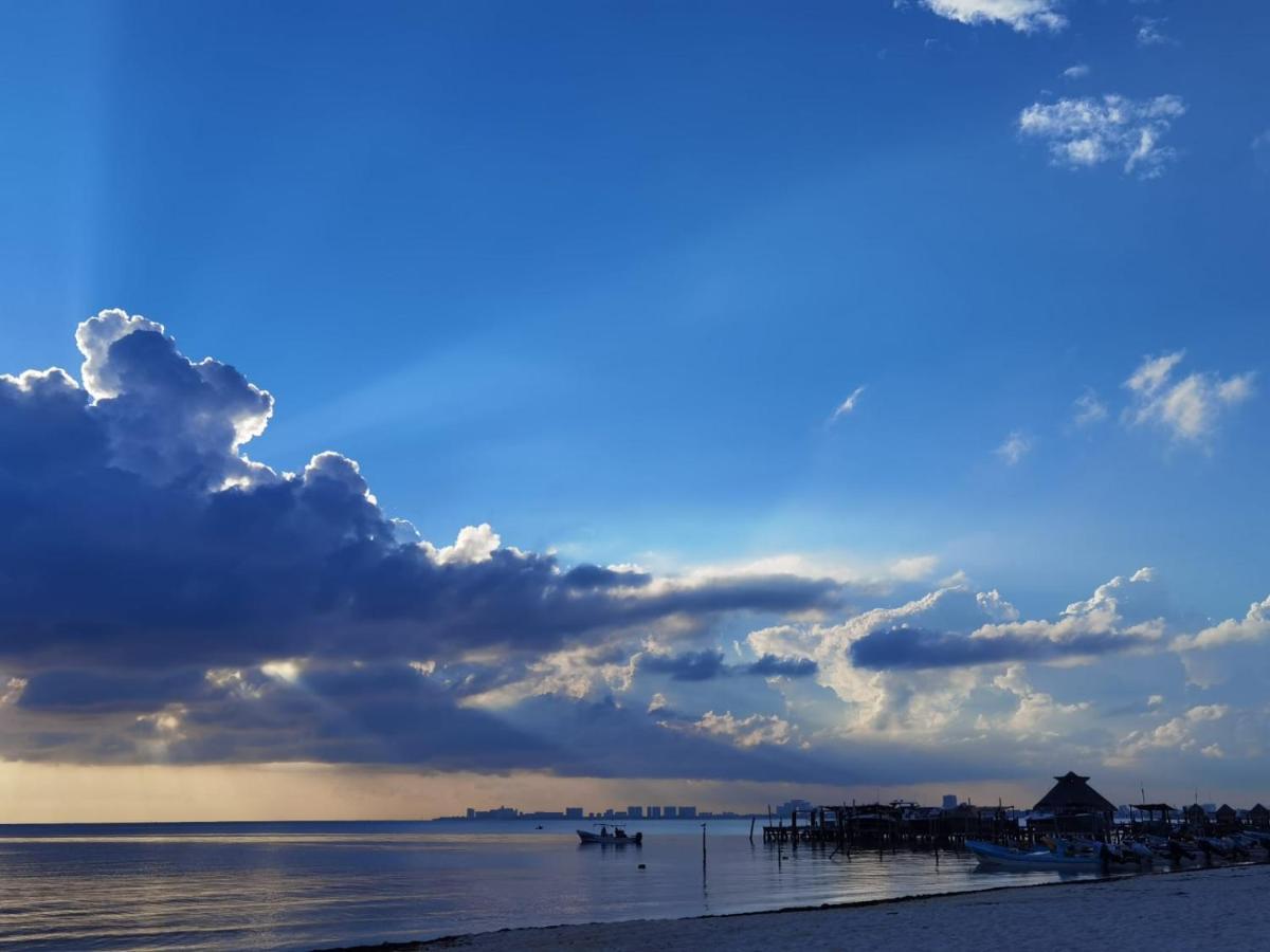 Beachfront Condos Cancun Exterior photo