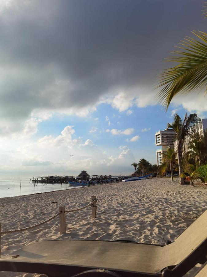 Beachfront Condos Cancun Exterior photo